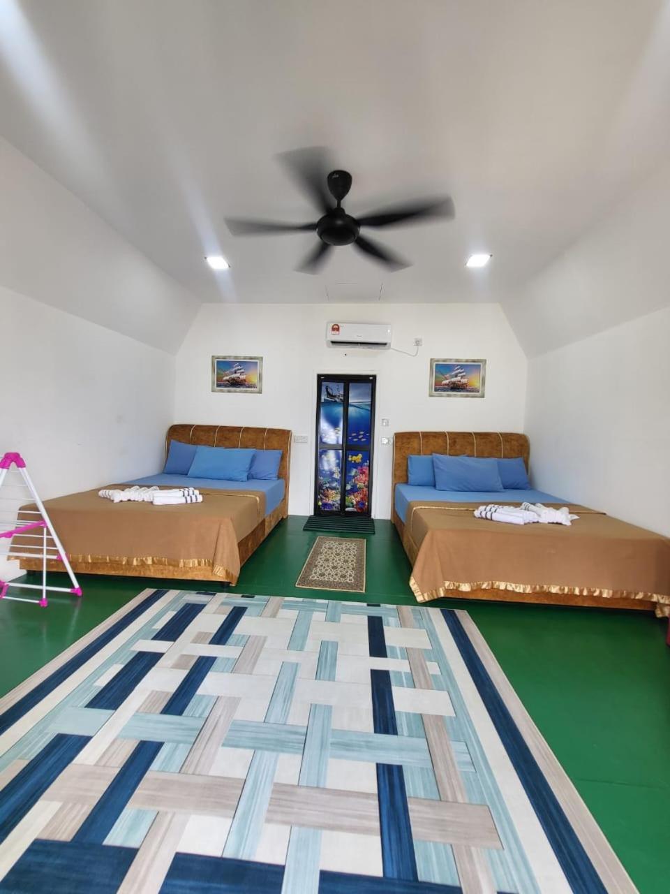 Dewati Roomstay B&B Lang Tengah Exterior foto